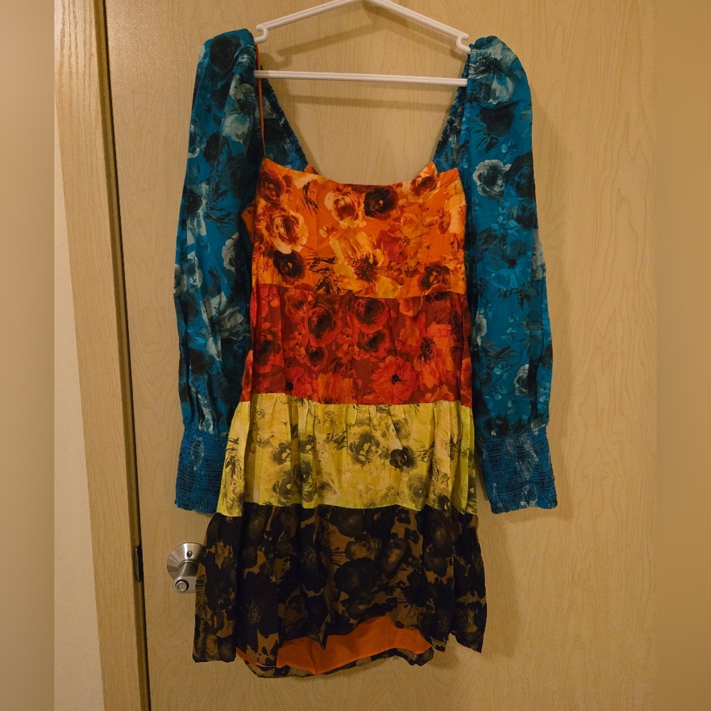NWT Alice + Olivia Rowen Colorblock Floral Dress (M)